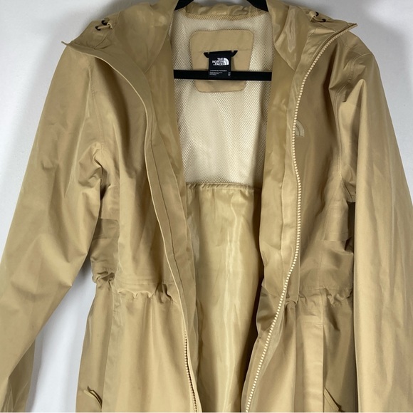 The North Face Daybreak Women’s  Rain Jacket Hooded Khaki Stone XS Raincoat - Picture 6 of 15